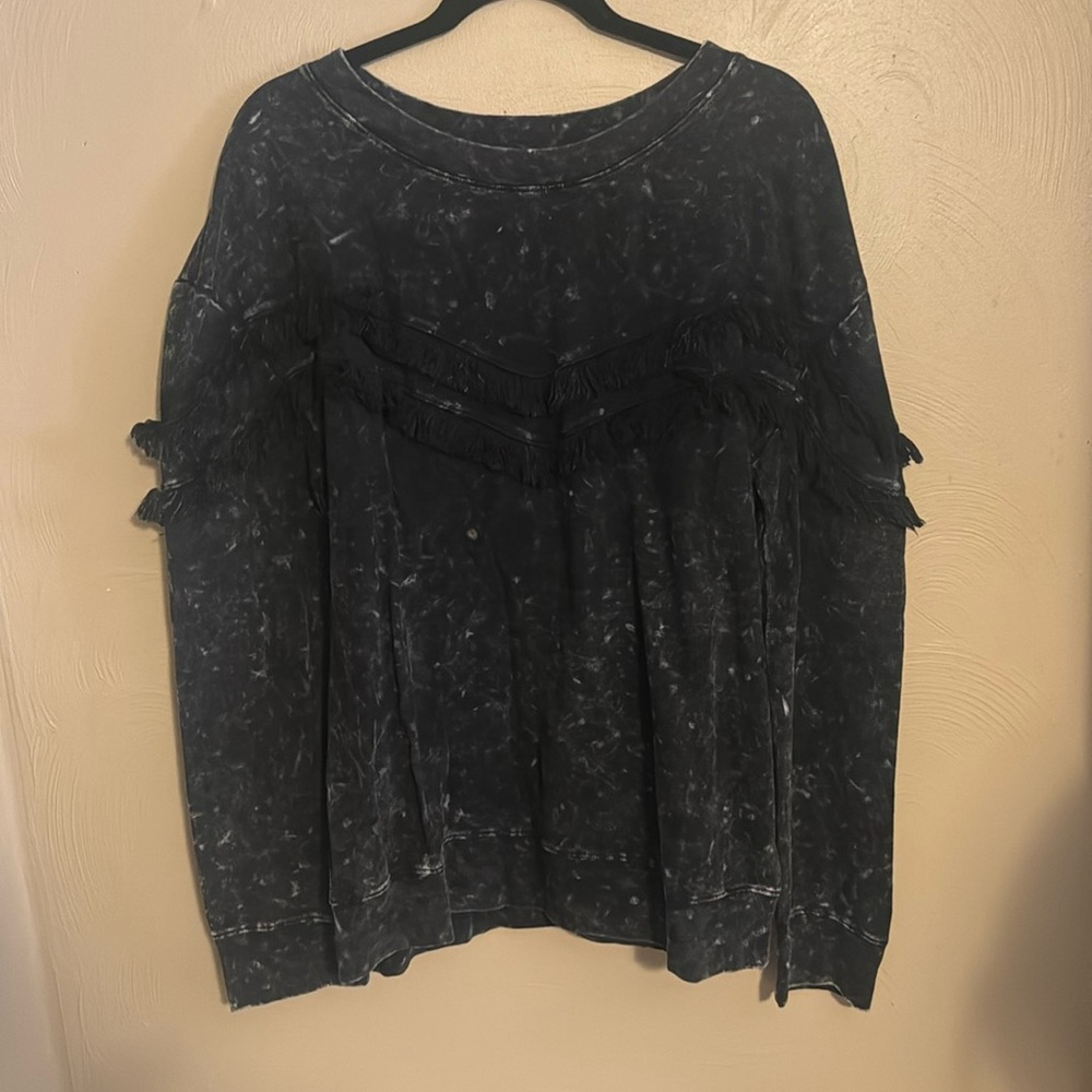 NWOT! BiBi Fringe Black Crewneck Sweatshirt women’s size XL